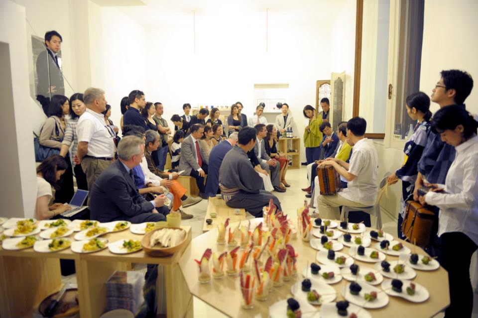 10409032_903880446316573_94040415345886641_n