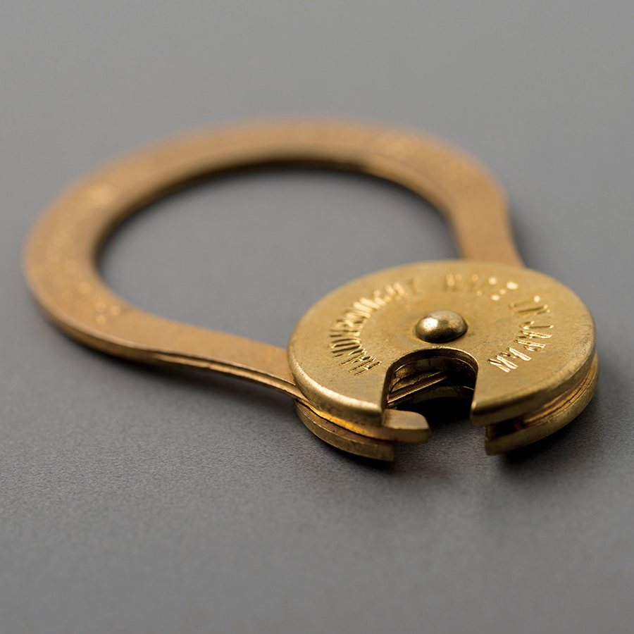 CandyDesignWorks_Dolphy_brass_01