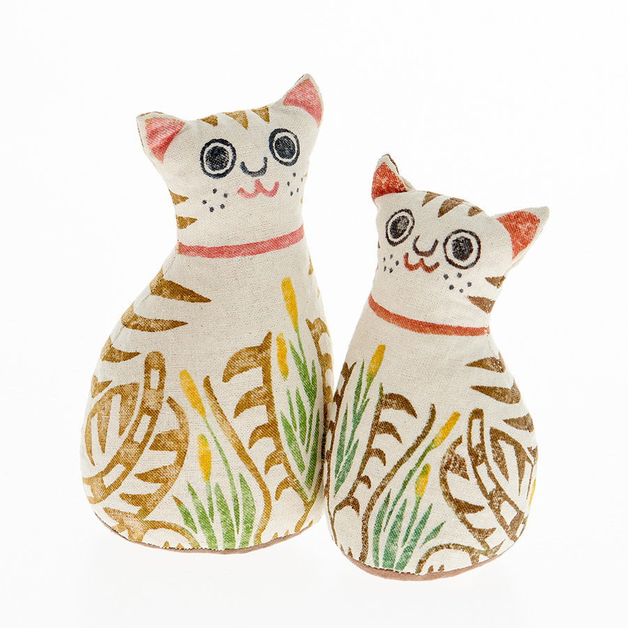 Shinkougei_Good-Luck-Cat_L+S_1