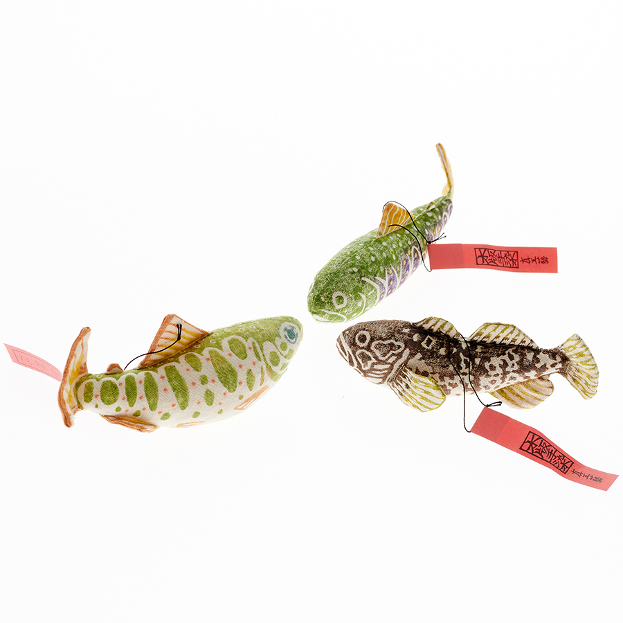 Shinkougei_Hanging-Fish_Mix_1