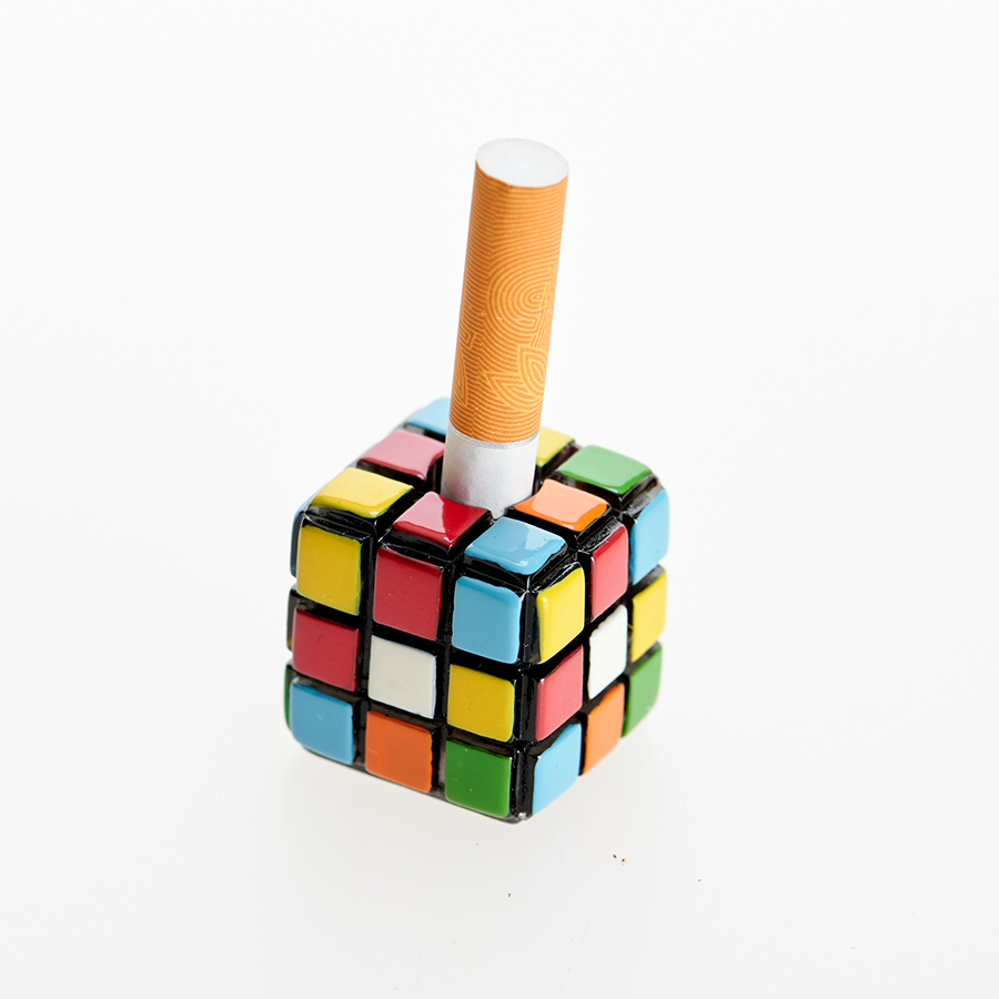 Japanproxy_Cigarette-Snuffer_Rubik-Cube_1