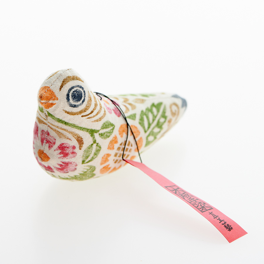 Shinkougei_Dolls_Wildbirds_Pigeon_1