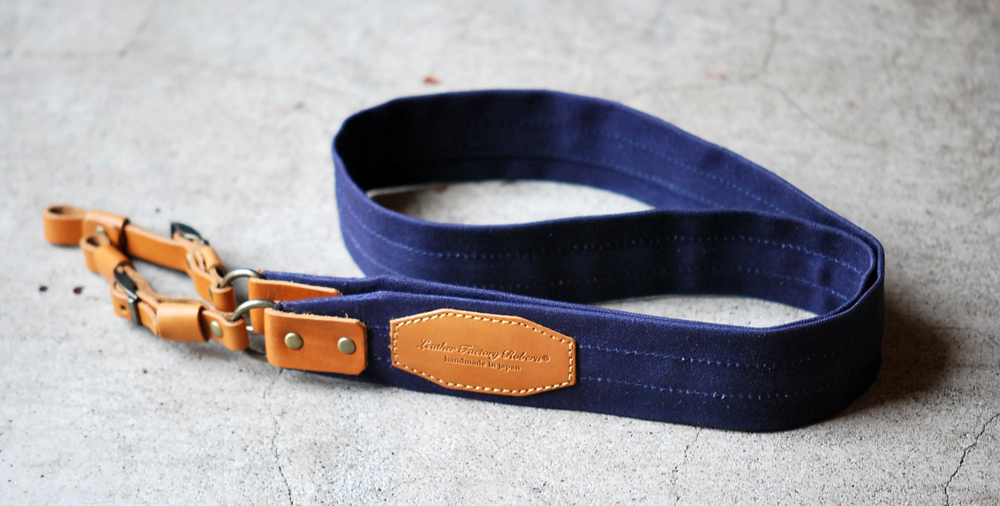 Roberu_Camerastrap_Canvas_navy