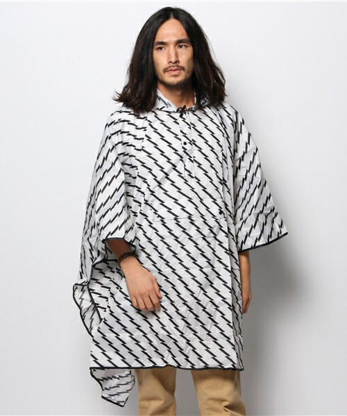 dankedesign_raincape_ii_zigzag_1