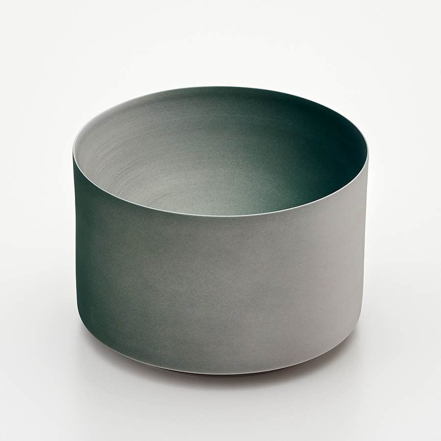 Arita_2016_Porcelain_KuengCaputo_Bowl_160_peacock_1