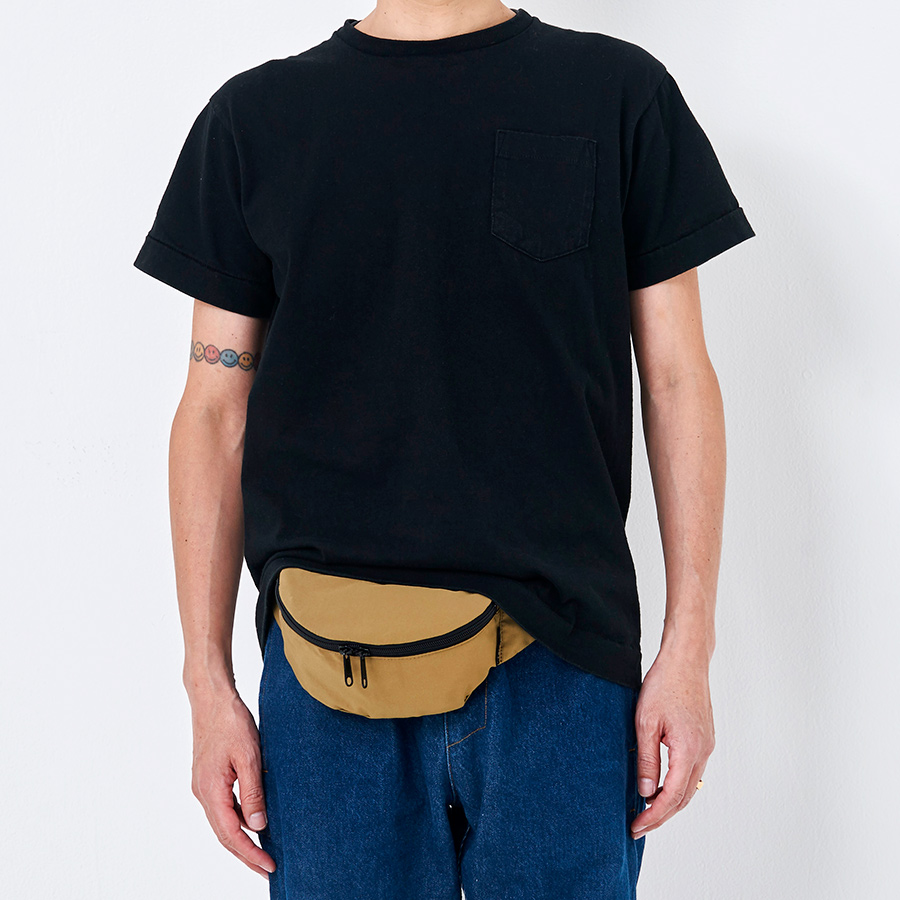 BagnNoun_Canada_Light_Waist_Pouch_beige_1