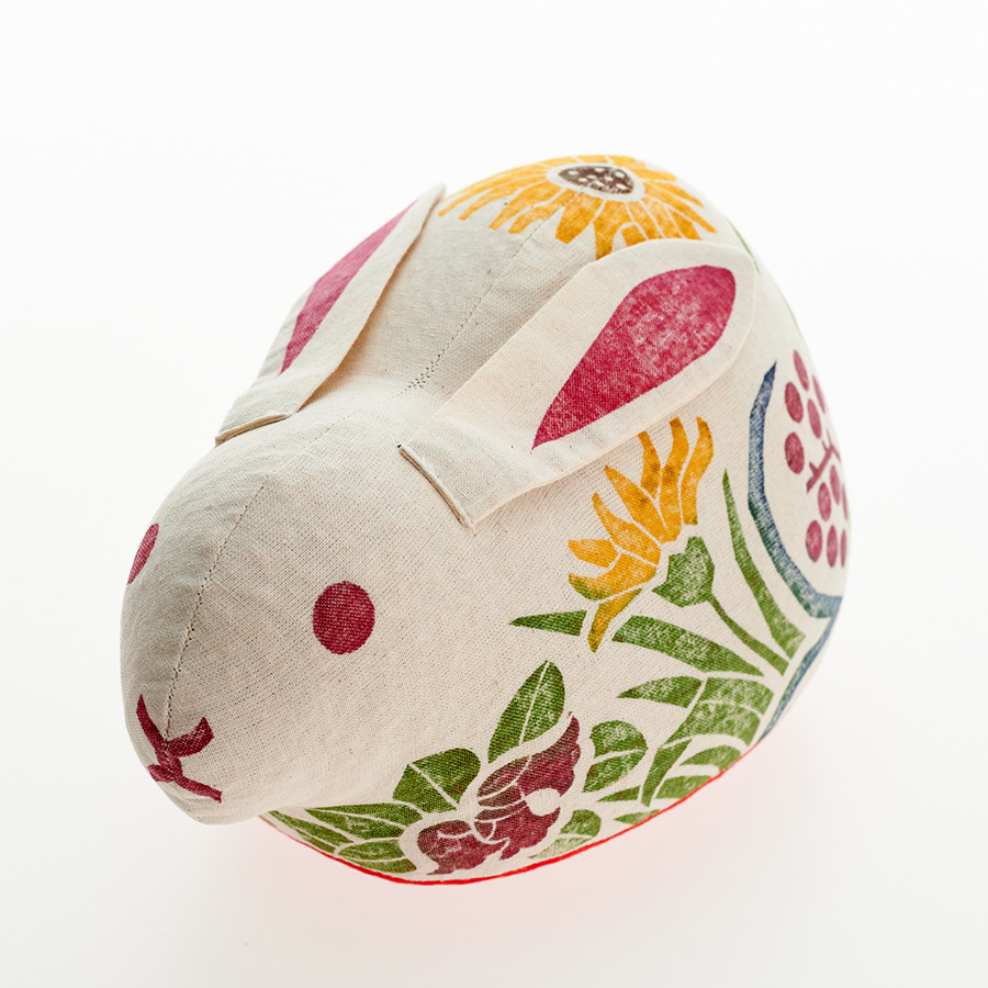 Shinkougei_Dolls_Giant-Rabbit_1