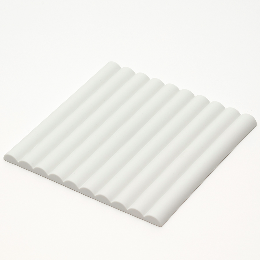 Arita_2016_Porcelain_TomasAlonso_Tray_white_1