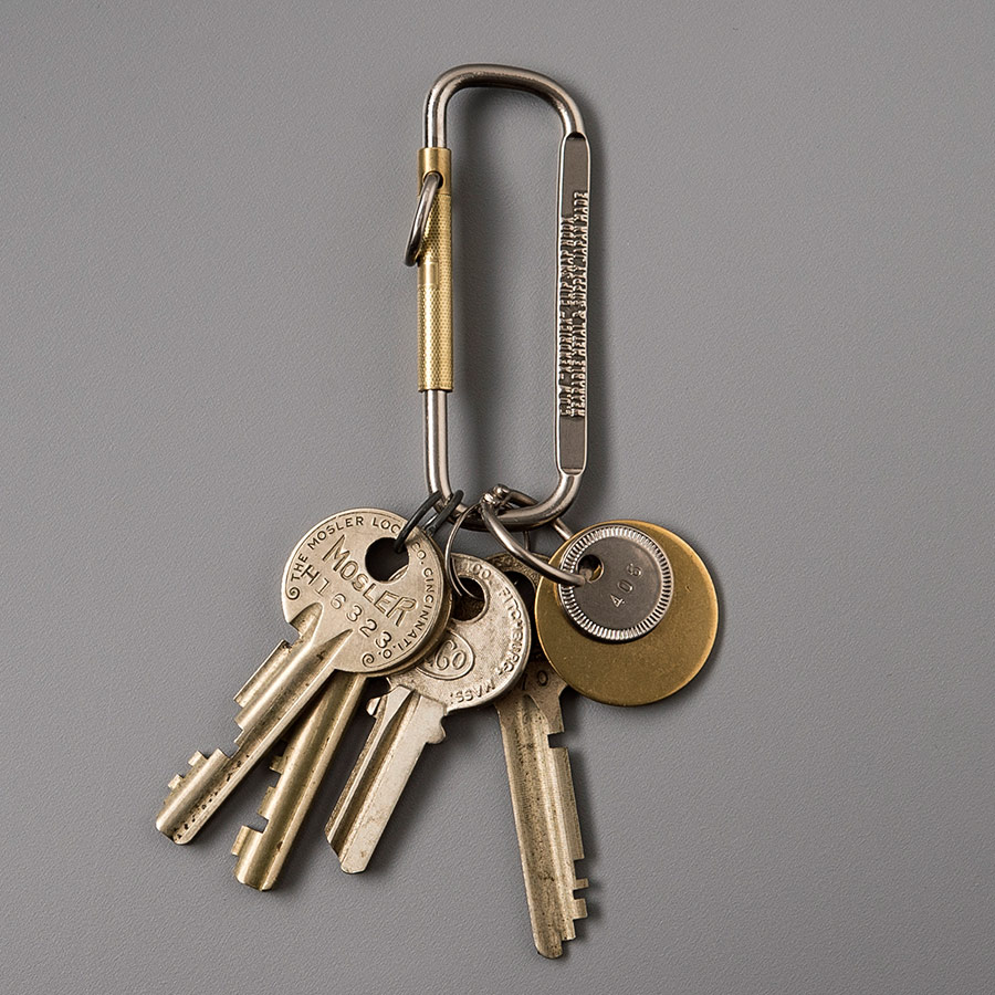 Candydesignworks_Keyring_Holger_nickel-brass_01