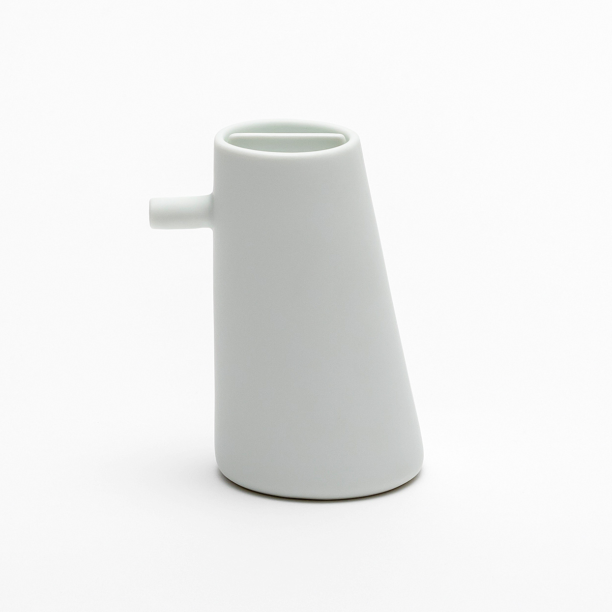 2016Arita_ShigekiFujishiro_SoySaucePot_white_1