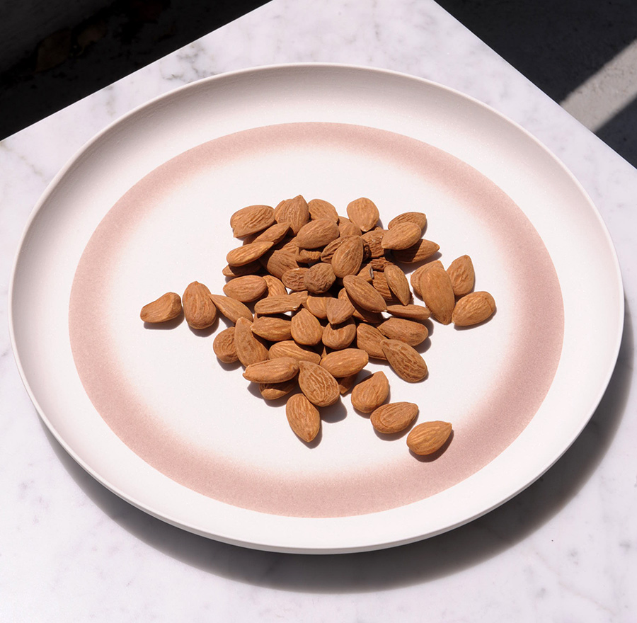 Arita_KirstieVanNoort_Plate250_spray_2