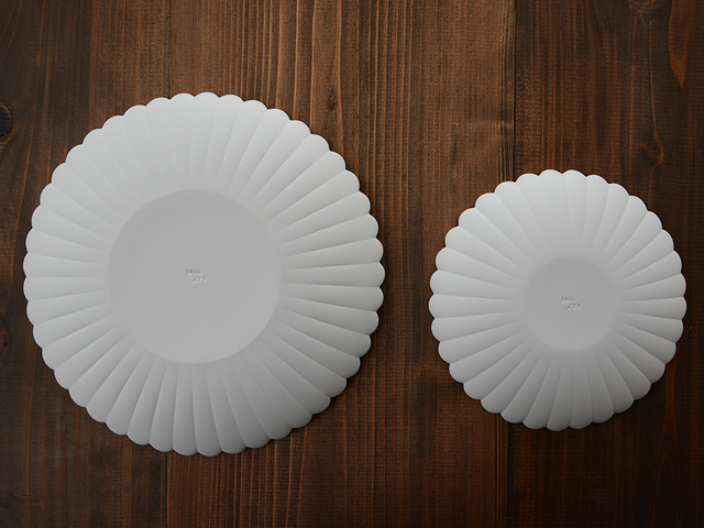 Arita_1616_Porcelain_Teruhiro_Yanagihara_PalacePlate_4_kinarino-mall.jp