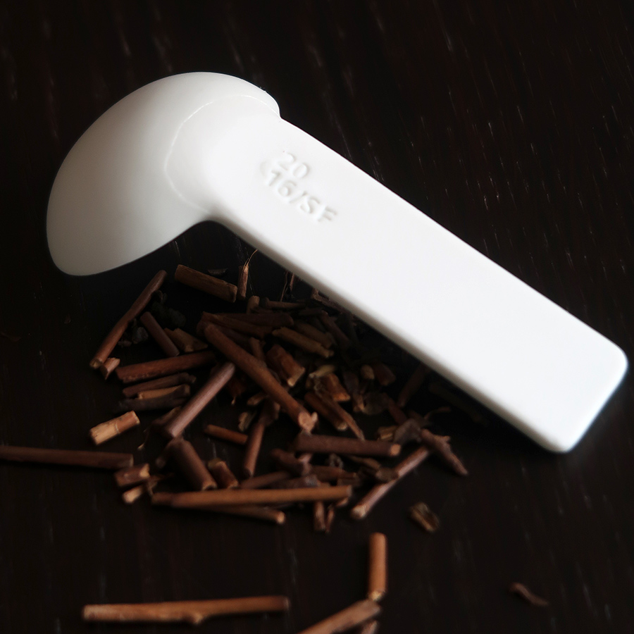 Arita_2016_Porcelain_ShigekiFujishiro_Spoon_white_2