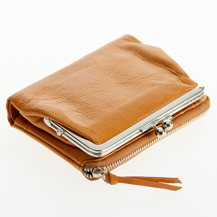 Baggyport_MUL-Trifoldpurse_Silver-Camel_1