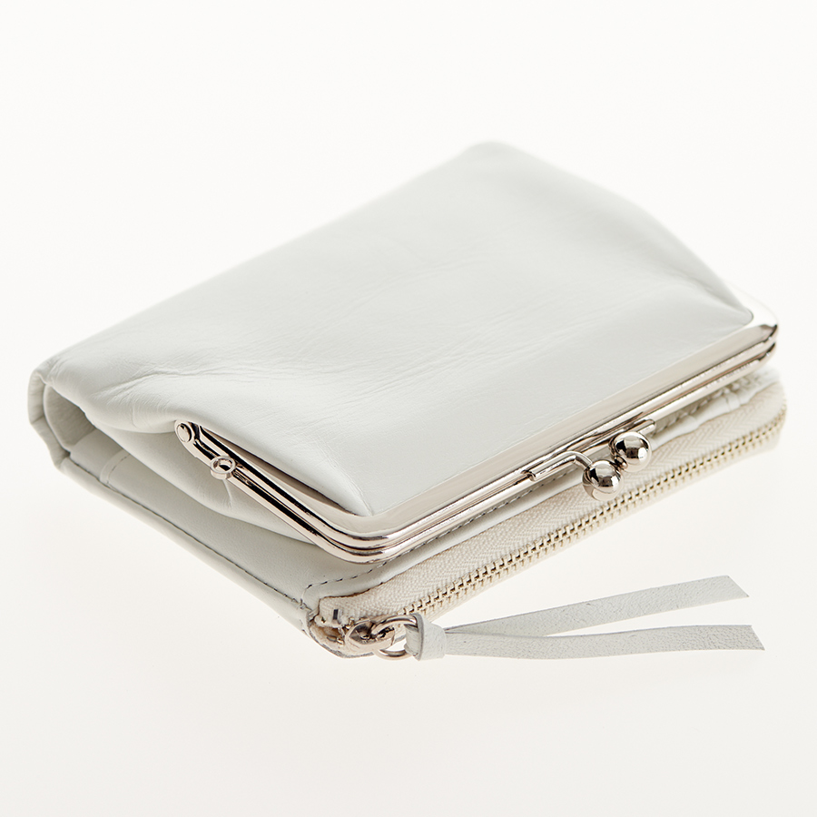Baggyport_MUL-Trifoldpurse_Silver-White_1