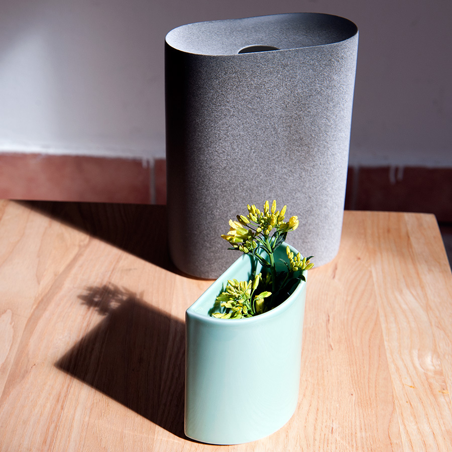 Arita_2016_Porcelain_TomasAlonso_VaseS_lightgreen_3