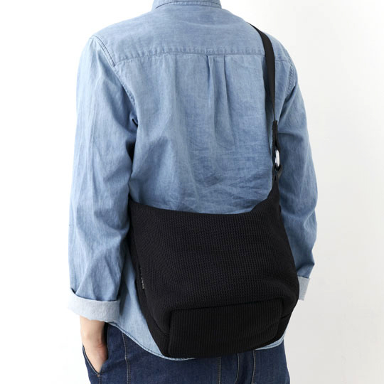 BAGnNOUN_Mesh_miniShoulder_Black_2