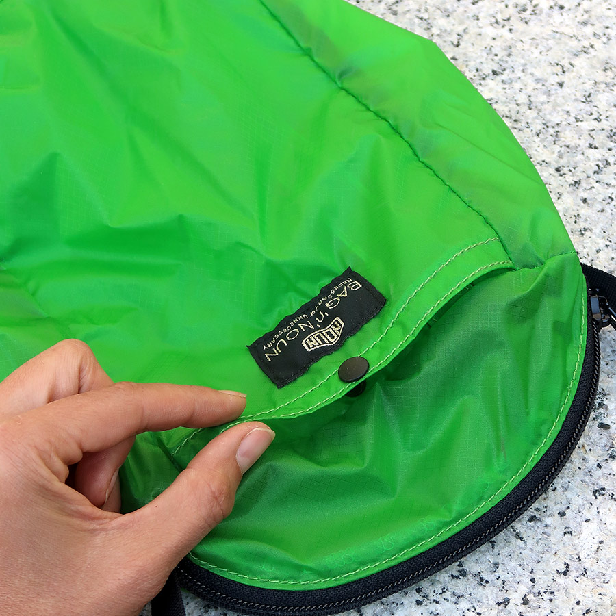 BAGnNOUN_Camp_Pochette_half_green_3