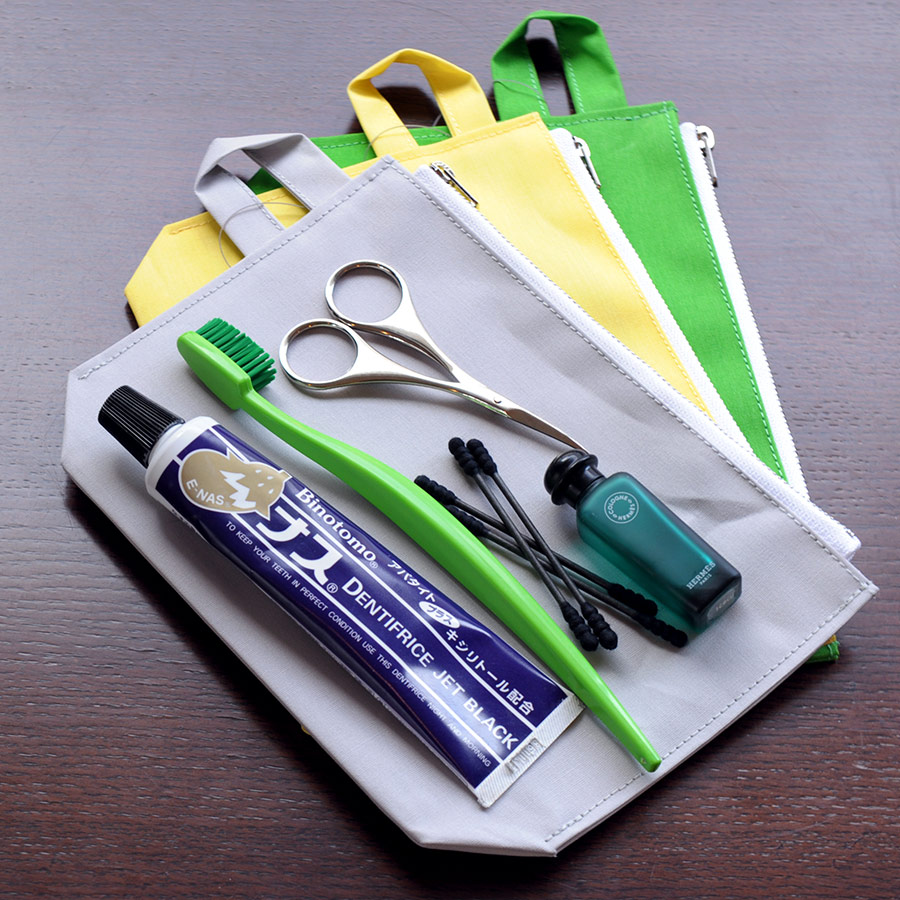 Fourrof_Pouch_M_mix_1