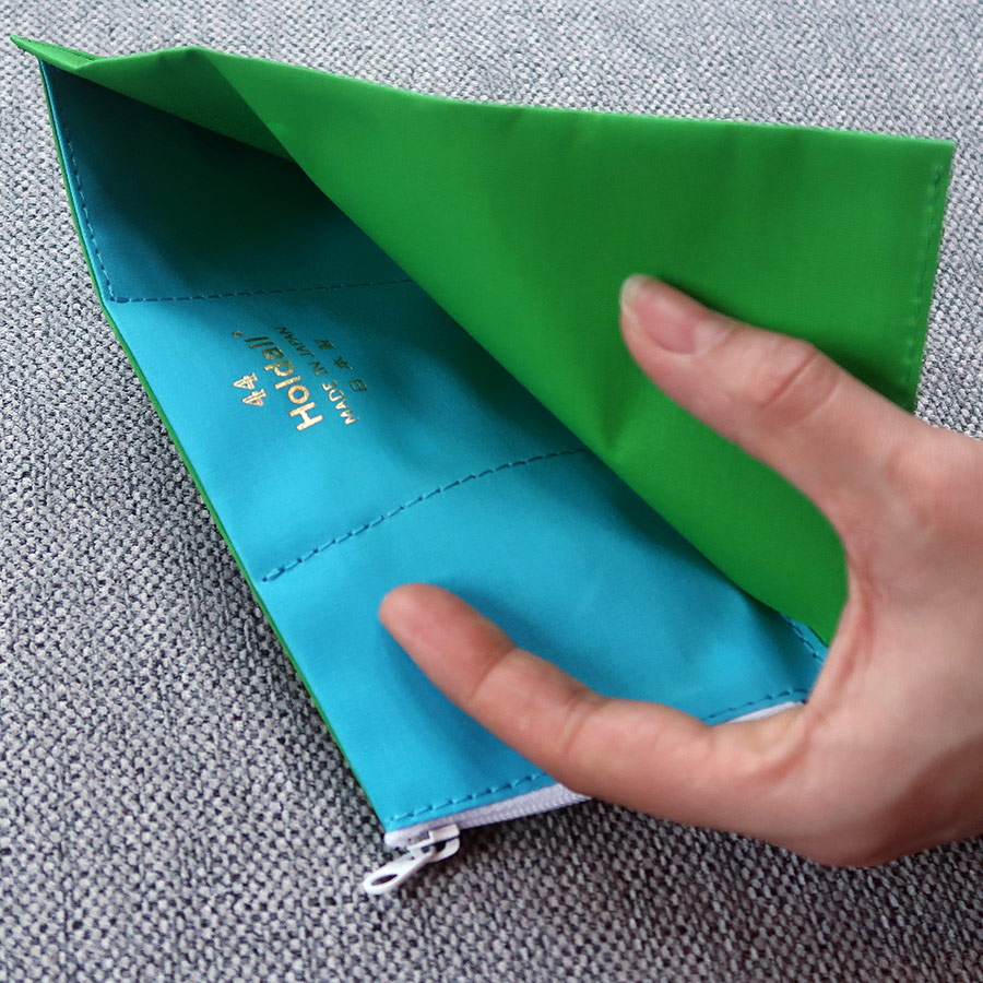 Fourrouf_P-Wallet_green-lightblue_2