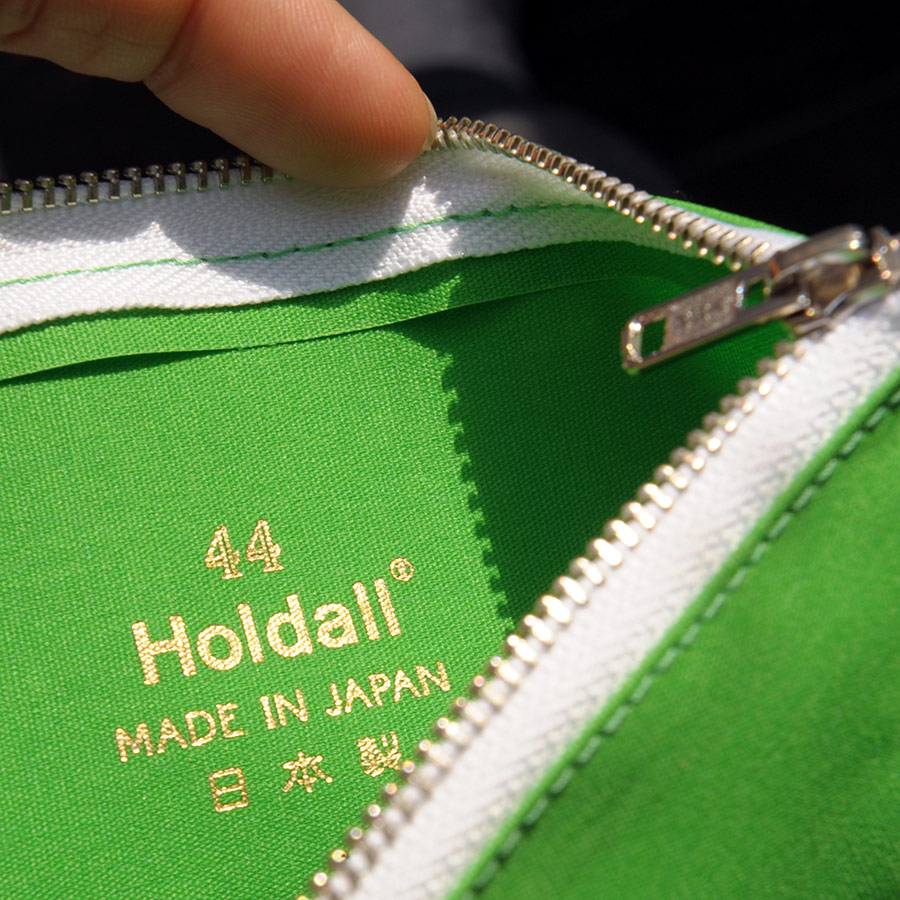 Fourrof_Pouch_L_green_inside_1