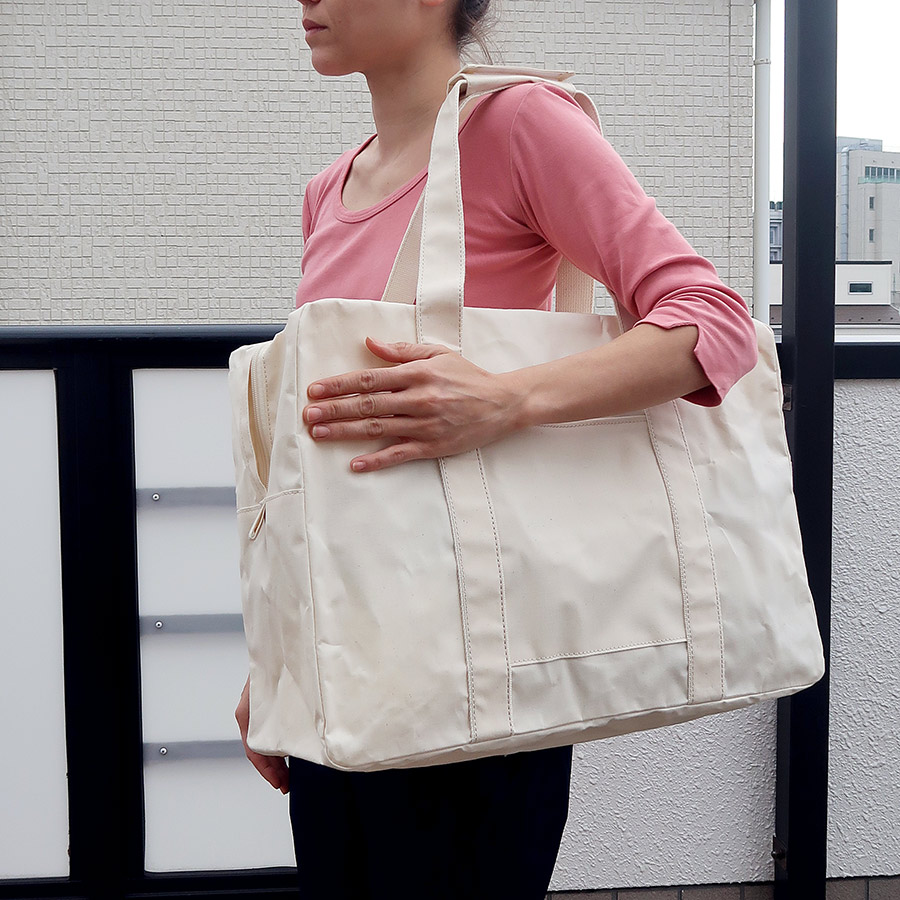 Fourruof_Boston-Bag_white_4