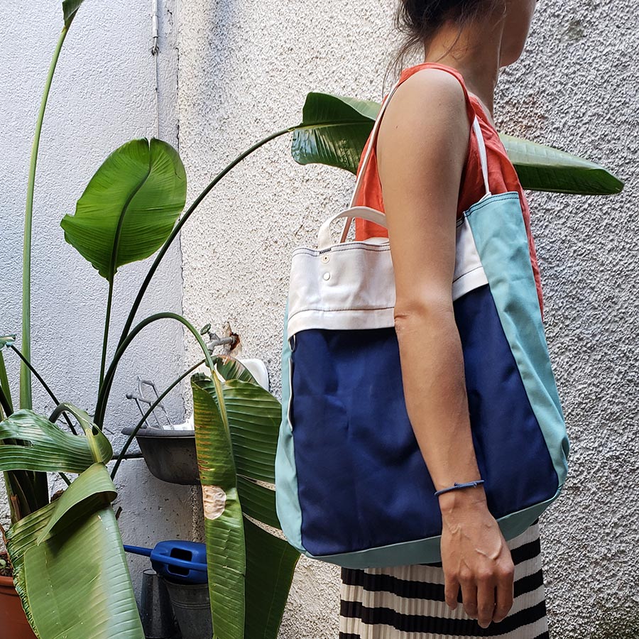 BagnNoun_Canvas_Toolbag_Multi_blue_4