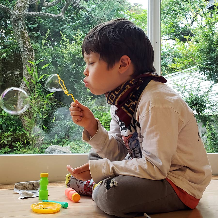 Japanproxy_Kids_Bubbles_Star_LazyEggYolk_1