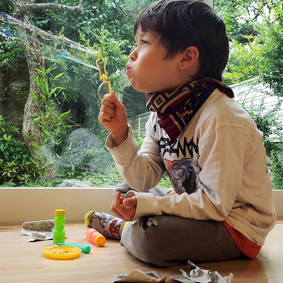 Japanproxy_Kids_Bubbles_Star_LazyEggYolk_2