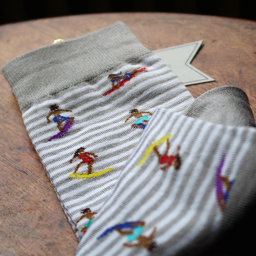 Marcomonde_Socks_Hawaii_Surfer_Grey_2