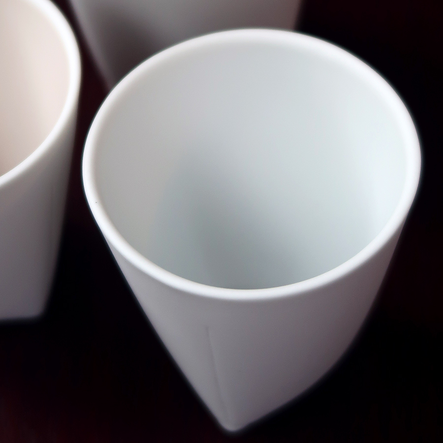 Arita_2016_Porcelain_ChristianHaas_Expressocup_white_1