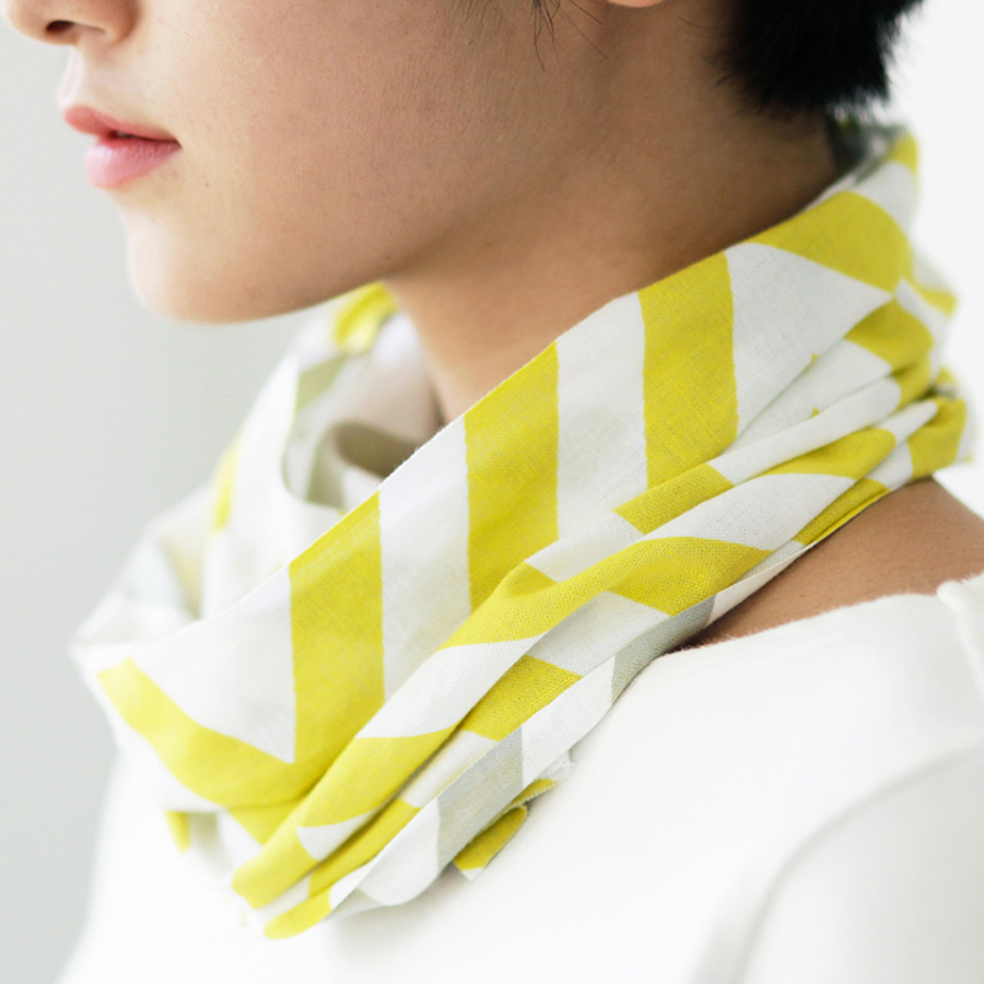 HIrali_Tenugui_Hishi-no-Hana_3