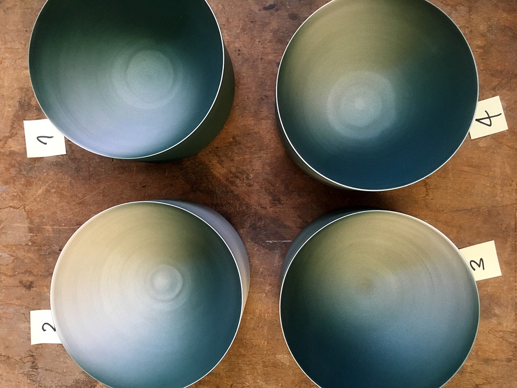 2016Arita_Kueng-Caputo_Bowl_160_peacock_imperfect_mix